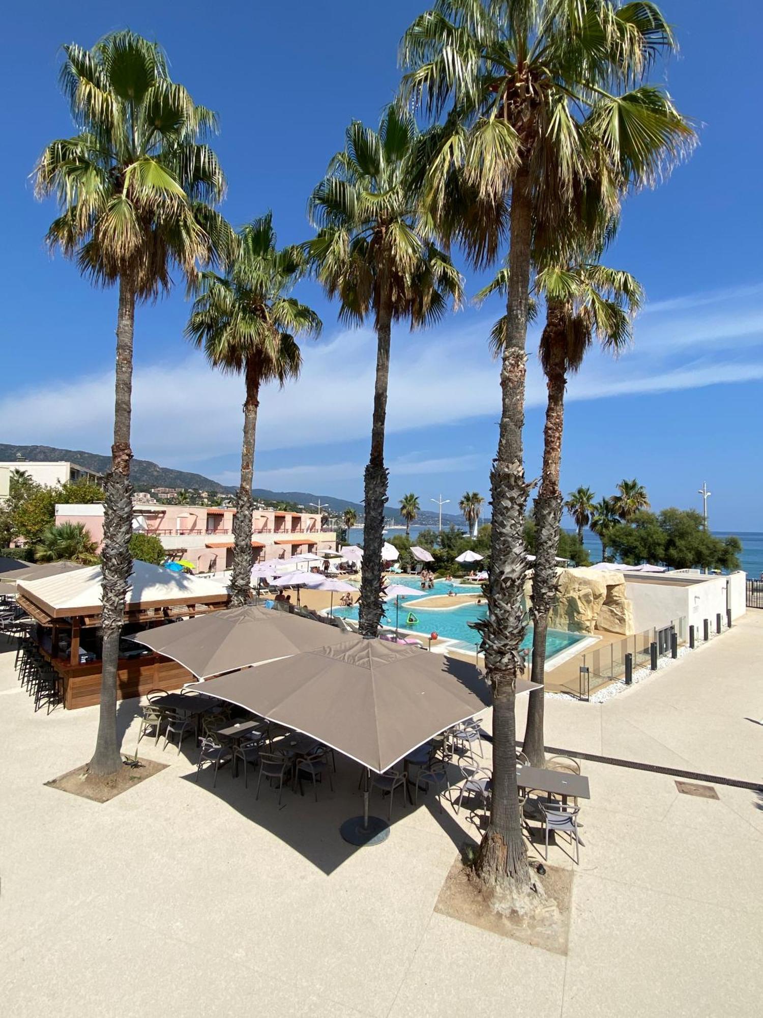 Kaliope Hotel & Residence By Oustal Del Mar Le Lavandou Buitenkant foto
